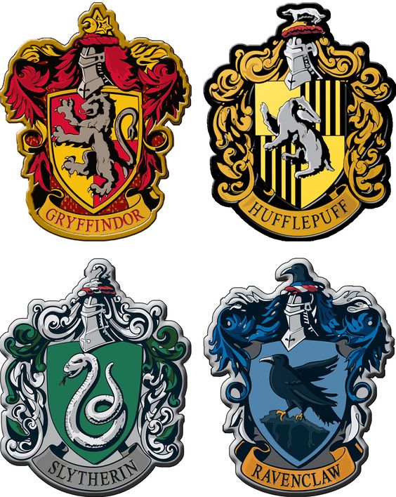 Wild Harry Potter Theory Links Hogwarts To The Lion, The Witch